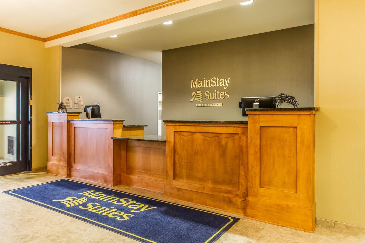 Mainstay Suites Stanley Buitenkant foto