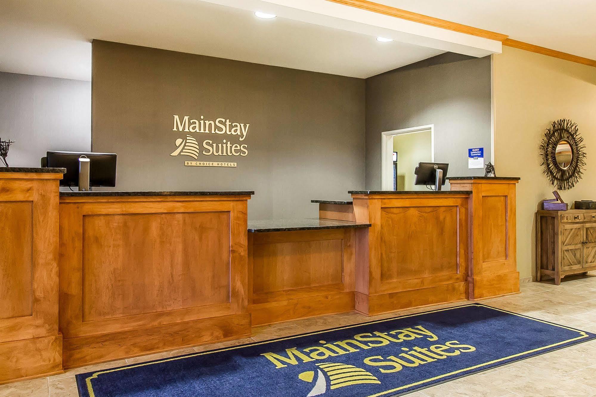 Mainstay Suites Stanley Buitenkant foto