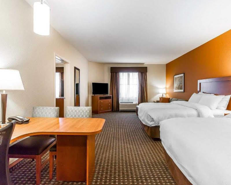 Mainstay Suites Stanley Buitenkant foto