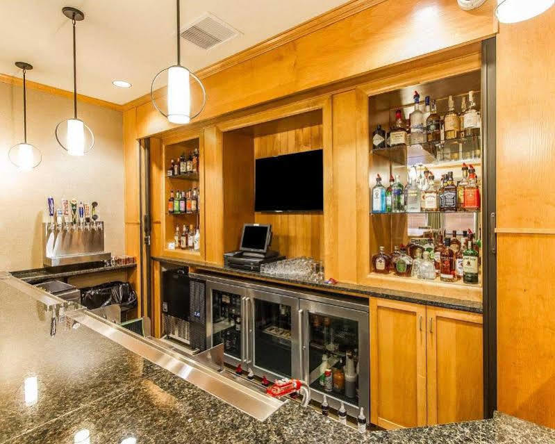 Mainstay Suites Stanley Buitenkant foto
